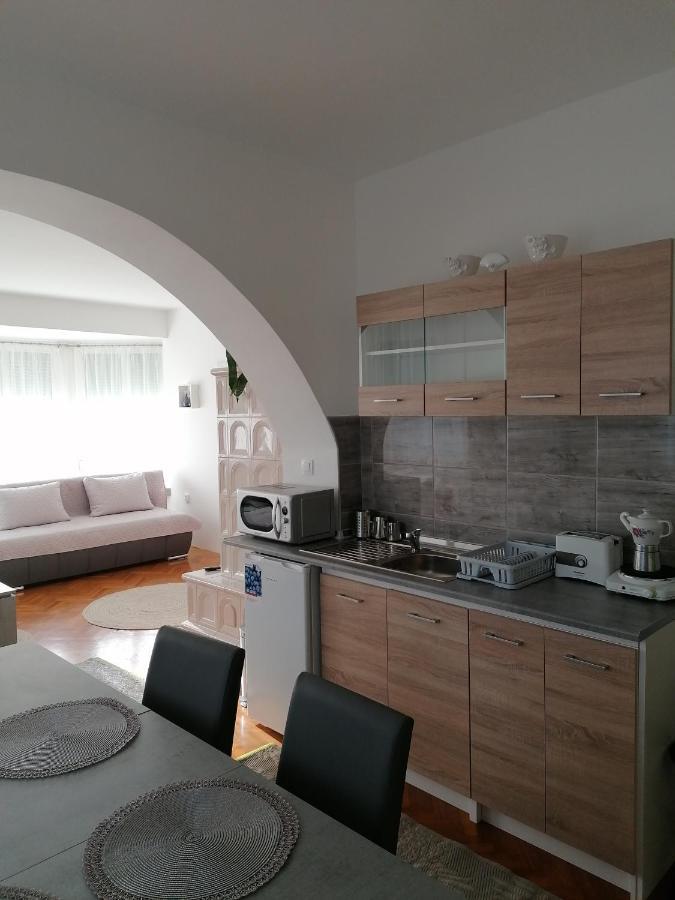 Viola Apartmanhaz Apartment *